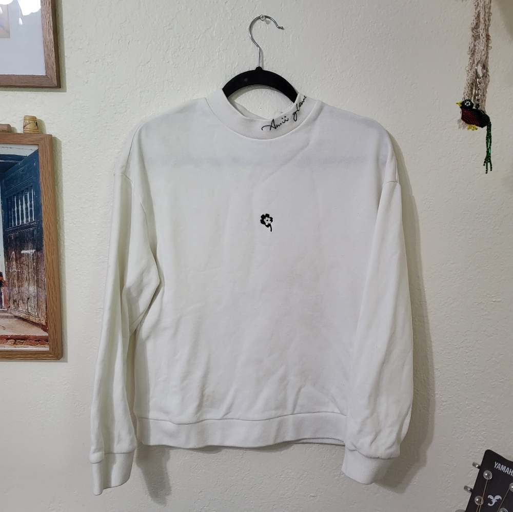 Sweater - Picture 2 of 3